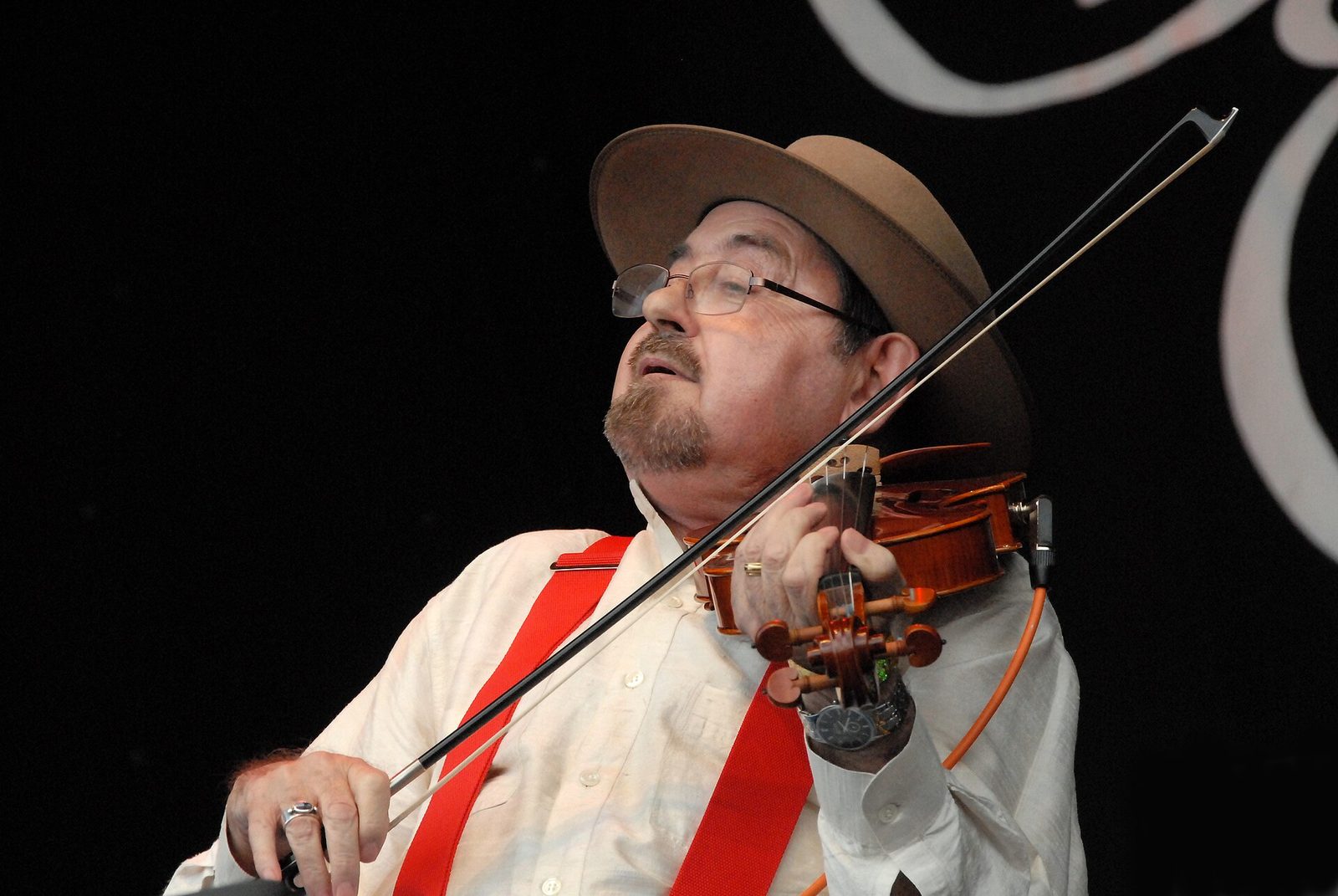 A fiddle and bow
